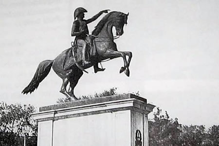 Estatua de San martin